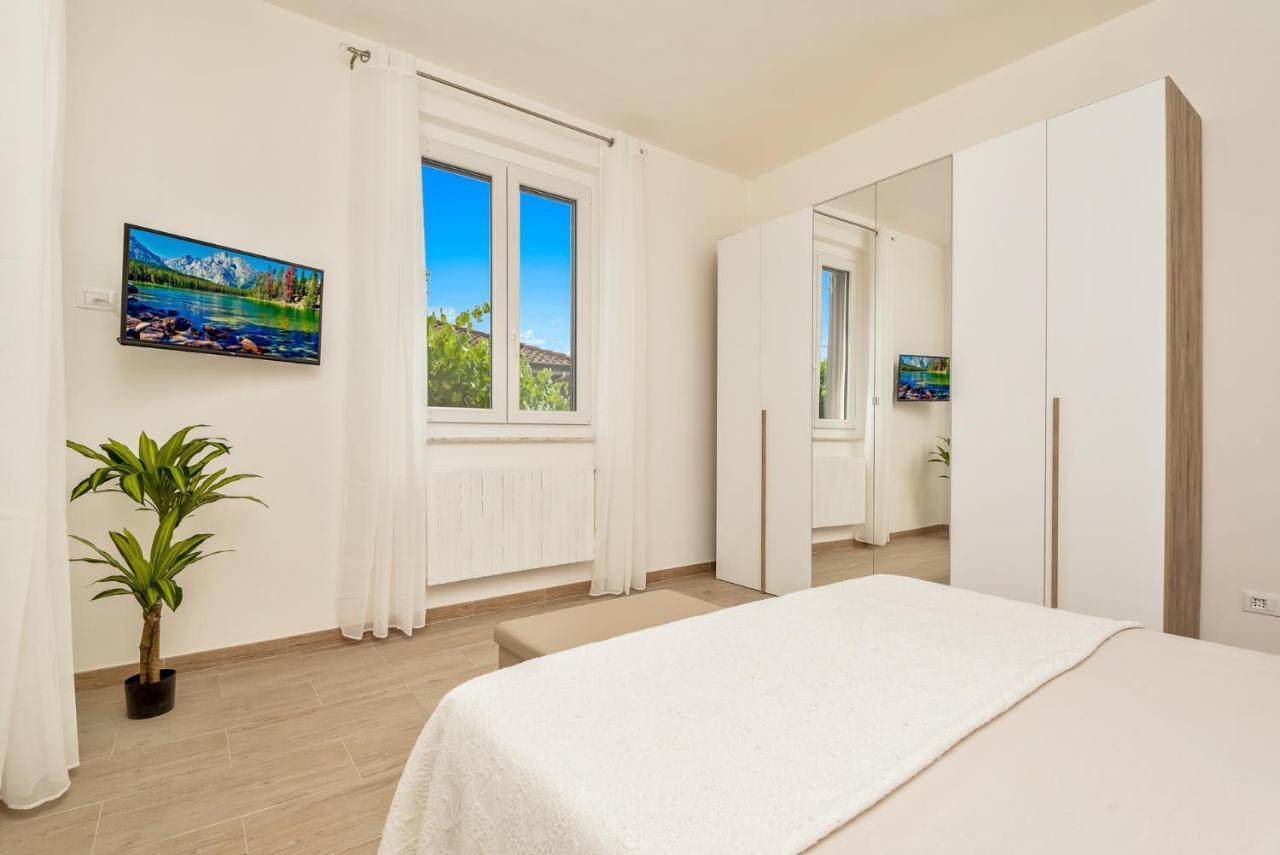 La Spezia - New Home With Netflix & Free Parking Екстериор снимка